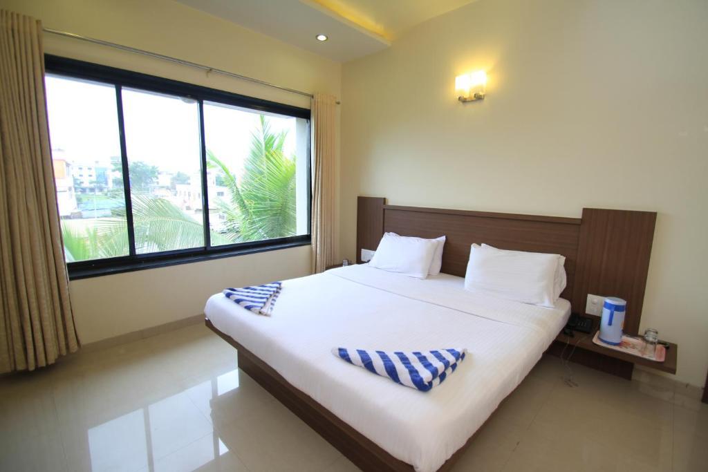 Hotel Sai Smaran Shirdi Rum bild