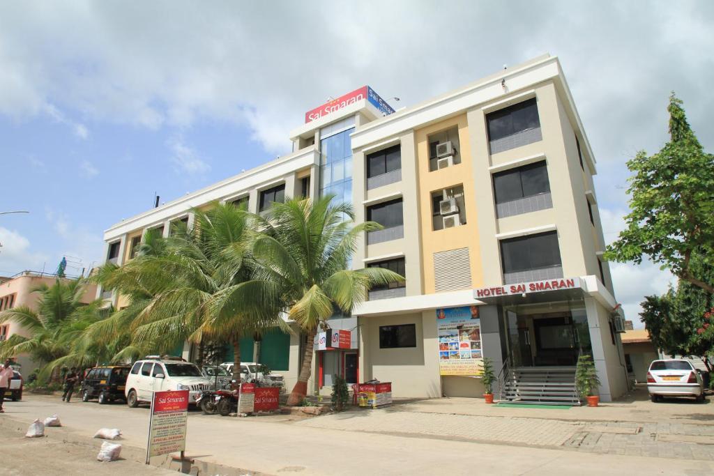 Hotel Sai Smaran Shirdi Exteriör bild